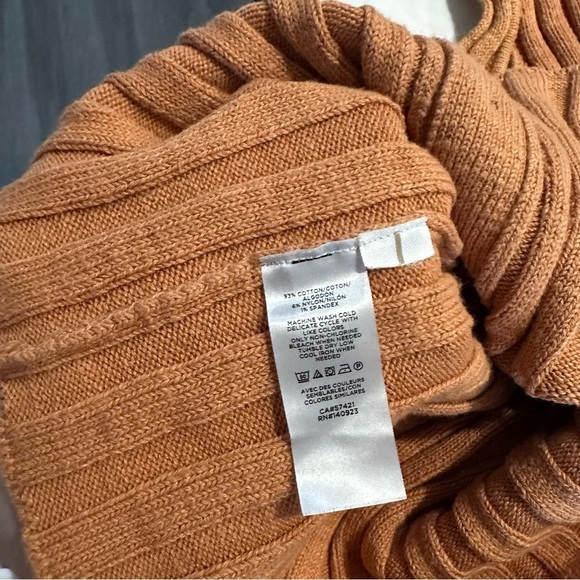 3/$20⚡️Loft Orange Sleeveless Knit Ribbed Button Up Sweater Tank Top - Picture 4 of 14